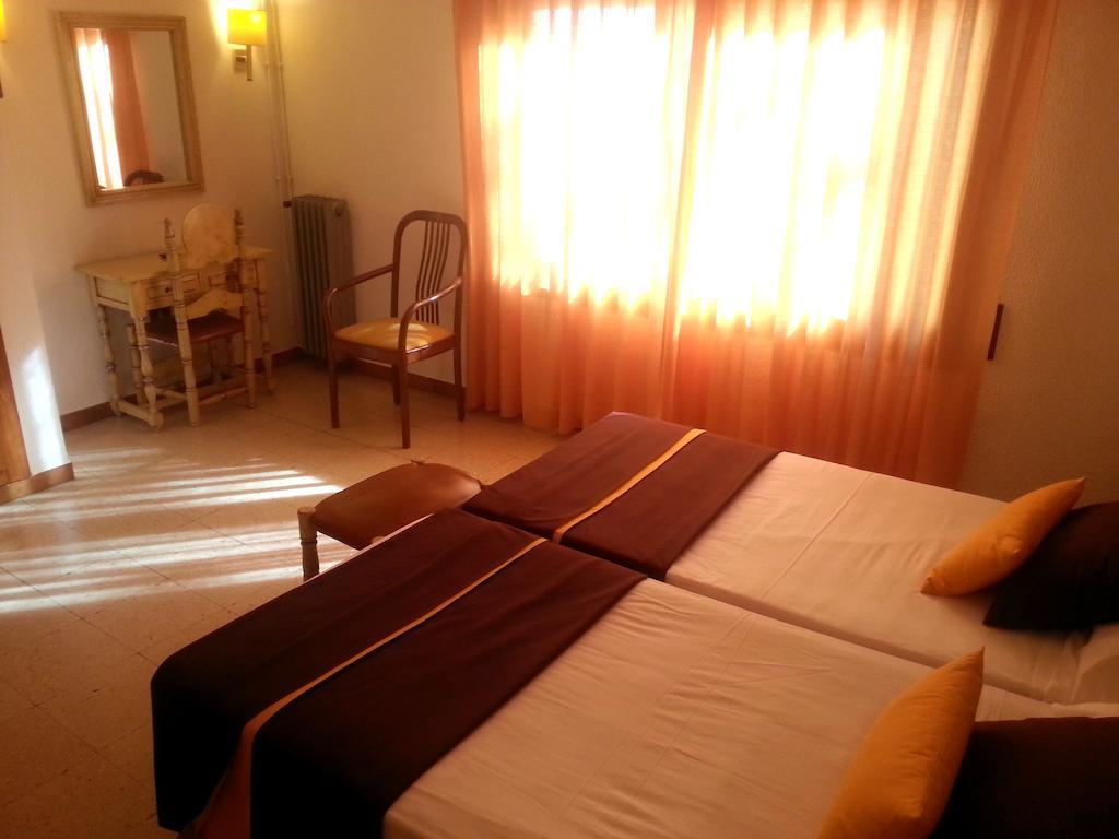 Hotel Hostal Del Sol Sant Feliu de Guíxols Exteriér fotografie