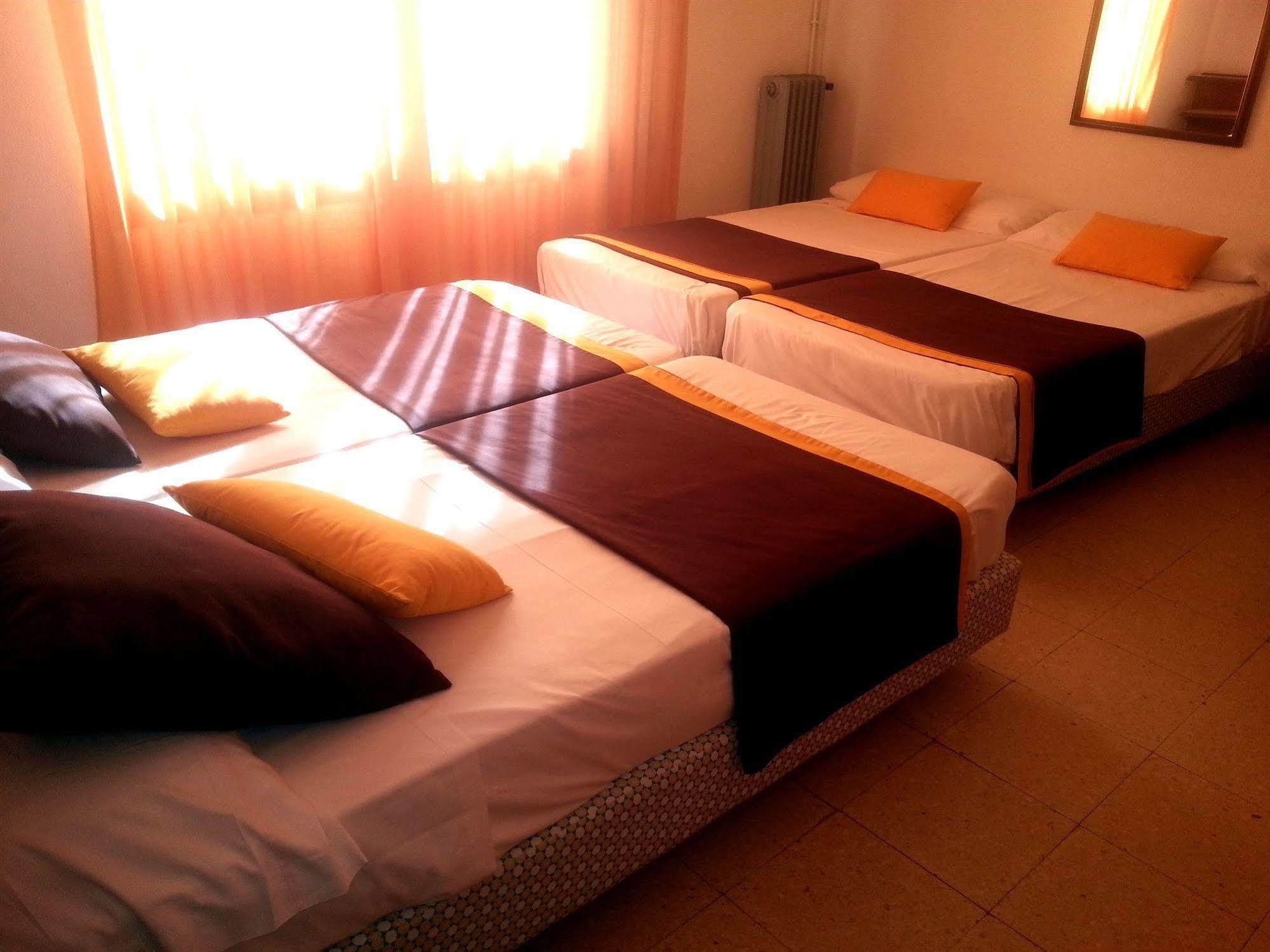 Hotel Hostal Del Sol Sant Feliu de Guíxols Exteriér fotografie